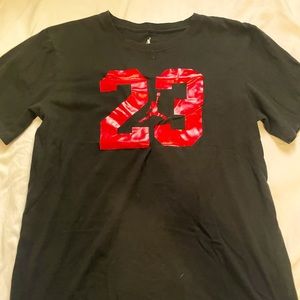 Boys xl Jordan tee